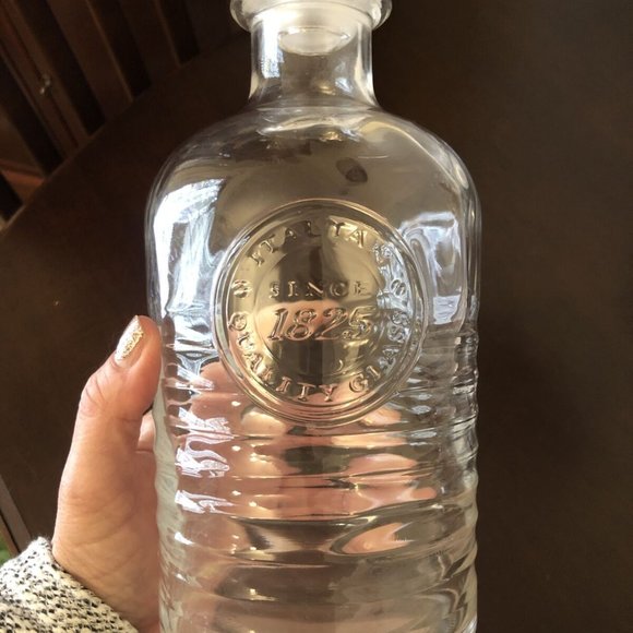 Bormioli Rocco Italian since 1825 quality Glass Decanter - Picture 4 of 7